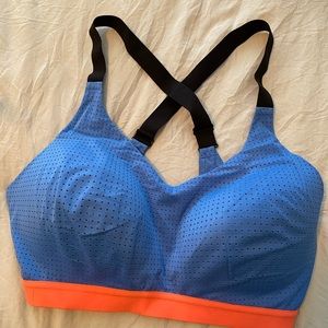 Victoria Secret Sports Bra Padded 34DD